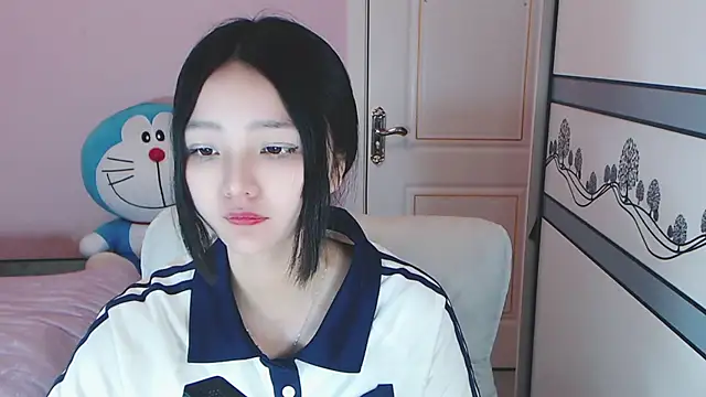 Snapshot of xiao-xiao-D chatting on 02.24.25 xiao-xiao-D online show from 02.24.25