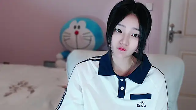 Snapshot of xiao-xiao-D chatting on 03.07.25 xiao-xiao-D online show from 03.07.25