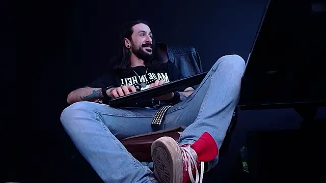 AxelColton online show from 11.16.25