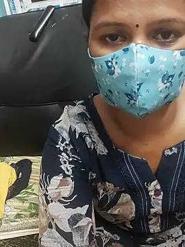 Snapshot of Tamil_Sanjana_ chatting on 03.17.25 Tamil Sanjana online show from 03.17.25