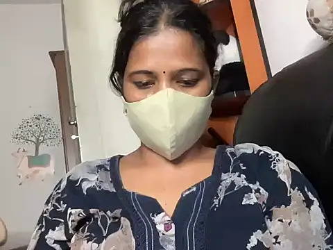 Snapshot of Tamil_Sanjana_ chatting on 10.19.25 Tamil Sanjana online show from 10.19.25