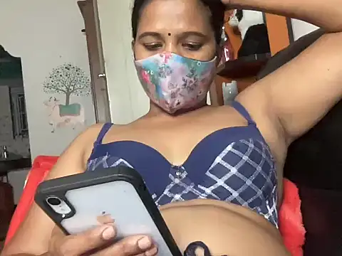 Snapshot of Tamil_Sanjana_ chatting on 11.02.25 Tamil Sanjana online show from 11.02.25