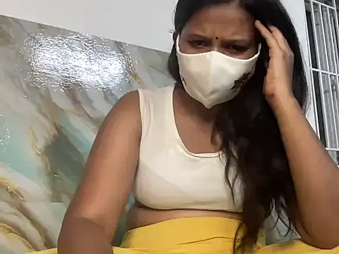 Snapshot of Tamil_Sanjana_ chatting on 11.19.25 Tamil Sanjana online show from 11.19.25