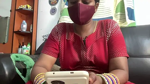 Snapshot of Tamil_Sanjana_ chatting on 06.14.26 Tamil Sanjana online show from 06.14.26