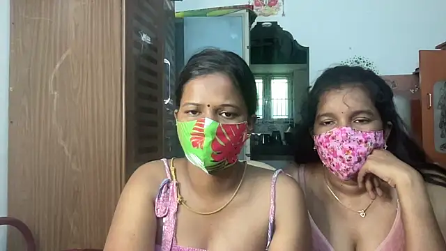 Snapshot of Tamil_Sanjana_ chatting on 06.21.26 Tamil Sanjana online show from 06.21.26