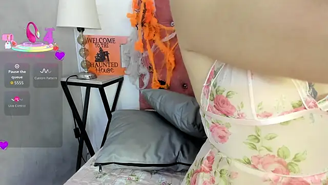 Samantha Good online show from 10.07.25