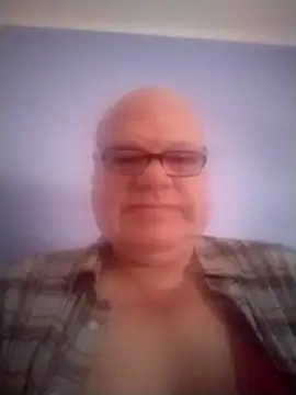 Snapshot of jk6t chatting on 12.17.25 jk6t online show from 12.17.25