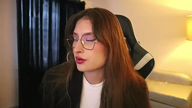 Daisha Riley online show from 11.14.25