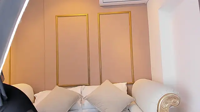 Snapshot of PerlaPreciosa chatting on 09.23.25 PerlaPreciosa online show from 09.23.25