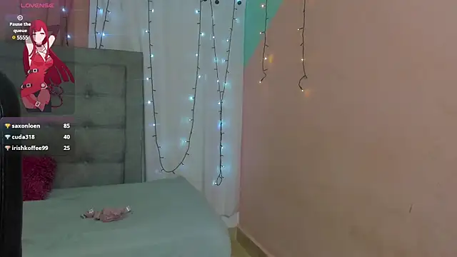 Snapshot of dani-lue chatting on 01.03.25 dani-lue online show from 01.03.25