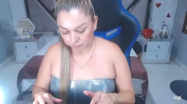 Snapshot of natalia5560 chatting on 01.29.25 natalia5560 online show from 01.29.25
