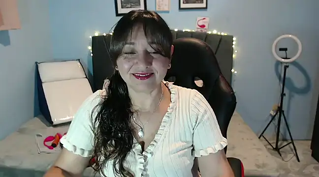 AngelRouss online show from 01.15.25