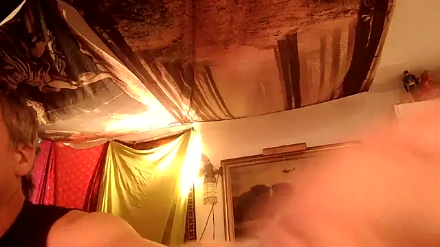 Snapshot of SilverandFox chatting on 03.22.25 SilverandFox online show from 03.22.25