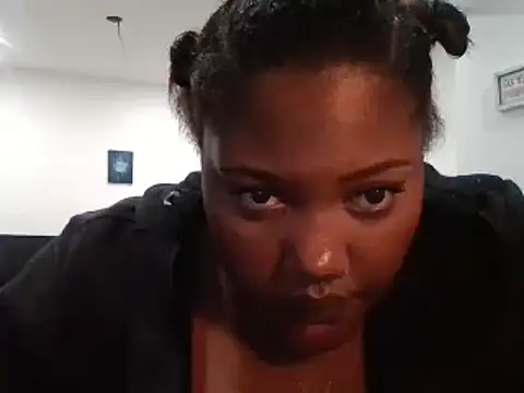 Snapshot of Kbaby337 chatting on 11.23.25 Kbaby337 online show from 11.23.25