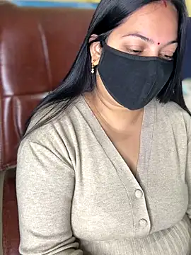 FlatVincy4 online show from 12.05.25