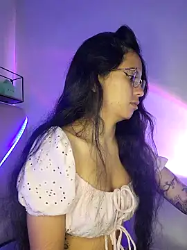 Rosita forever  online show from 03.15.25