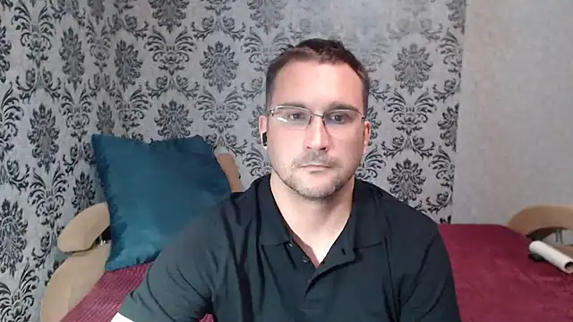 Snapshot of Sanderx chatting on 04.05.26 Sanderx online show from 04.05.26