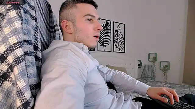 Devin Jay online show from 02.11.25