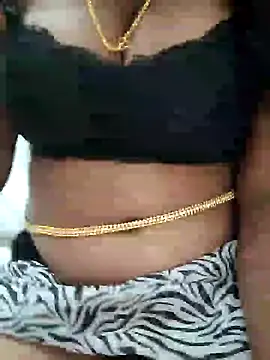Snapshot of Tamilbigboobie chatting on 12.22.24 Tamilbigboobie online show from 12.22.24