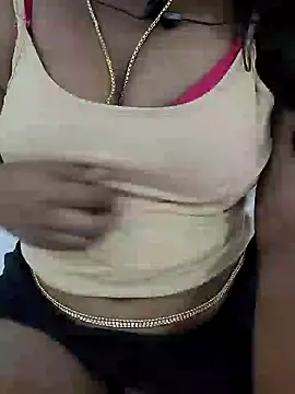 Snapshot of Tamilbigboobie chatting on 12.27.24 Tamilbigboobie online show from 12.27.24