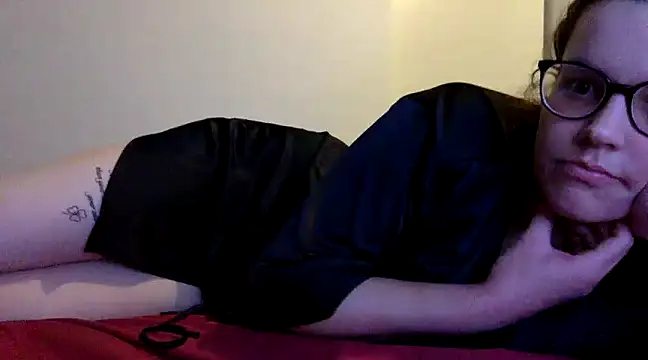 LolaGuess online show from 02.09.25