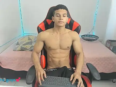 Snapshot of oliver_thompsson7 chatting on 12.20.25 oliver thompsson7 online show from 12.20.25