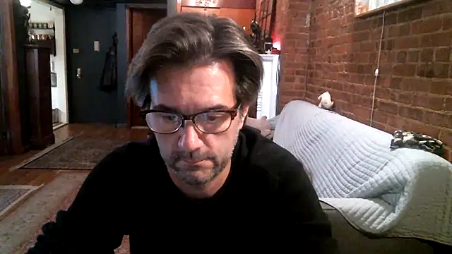 Johnny Bottoms online show from 11.20.25