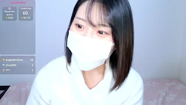 Snapshot of UYU_man chatting on 01.04.25 UYU man online show from 01.04.25