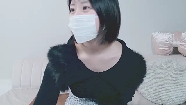Snapshot of UYU_man chatting on 02.01.25 UYU man online show from 02.01.25