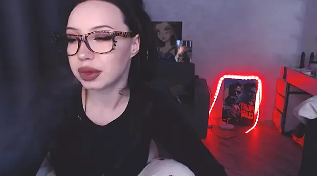 MoranaMissGod online show from 02.12.25