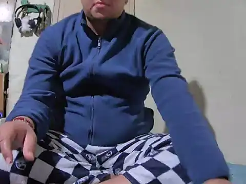 Snapshot of manolo666hot chatting on 02.12.26 manolo666hot online show from 02.12.26