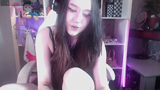 chloe crystall killer online show from 06.30.26