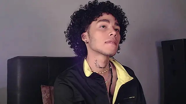 Snapshot of seven7xis chatting on 01.24.25 seven7xis online show from 01.24.25