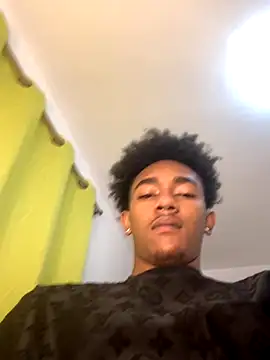 Boy cock18 online show from 11.30.25