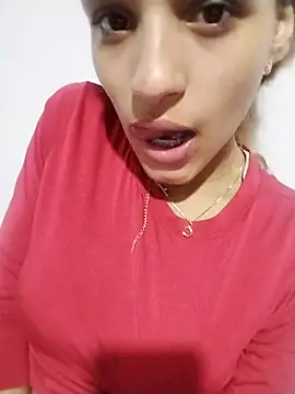 Snapshot of charlotes28 chatting on 12.28.24 charlotes28 online show from 12.28.24