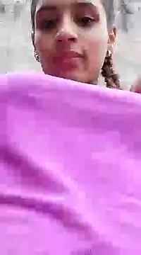 Snapshot of charlotes28 chatting on 01.02.25 charlotes28 online show from 01.02.25