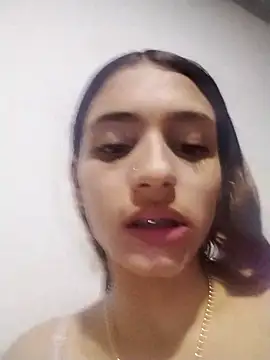 Snapshot of charlotes28 chatting on 03.17.25 charlotes28 online show from 03.17.25