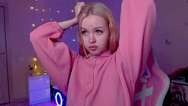 Naughty Mable online show from 04.12.26