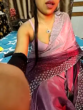 Little  Lia online show from 02.17.25