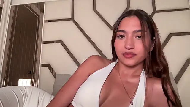 MilenaMilven online show from 11.13.25