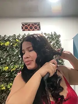 mia18 queen online show from 01.05.25