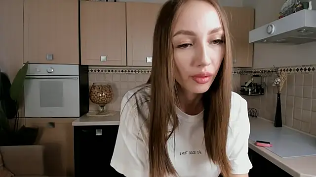 LinnGaillard online show from 12.27.24