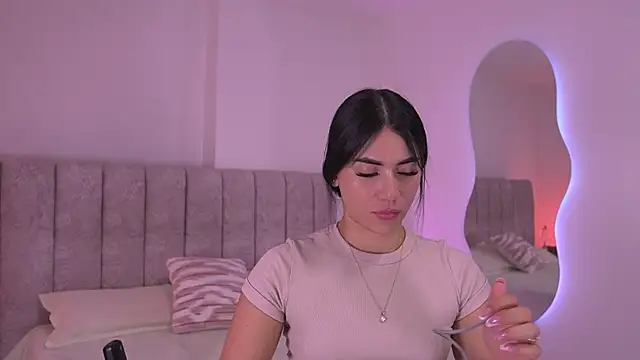 Snapshot of sam_lewins chatting on 01.16.26 sam lewins online show from 01.16.26