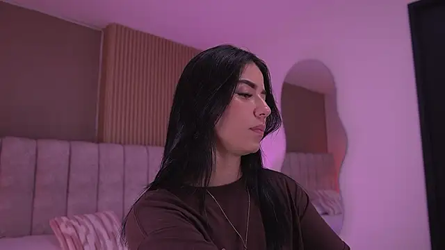 Snapshot of sam_lewins chatting on 02.18.26 sam lewins online show from 02.18.26