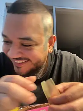 El Titan1998 online show from 11.25.25