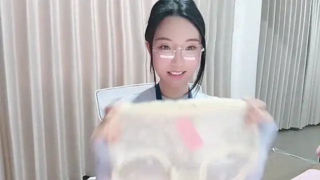 Snapshot of Lucky-kaka999 chatting on 03.11.26 Lucky-kaka999 online show from 03.11.26