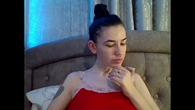 Diamond Danaa online show from 03.10.26