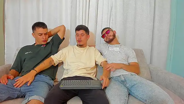 hell twink online show from 05.02.26