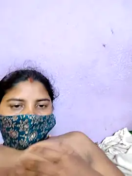 Snapshot of sweet_suman chatting on 09.12.25 sweet suman online show from 09.12.25