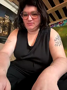 Snapshot of _dwhorekin_ chatting on 09.13.25  dwhorekin  online show from 09.13.25